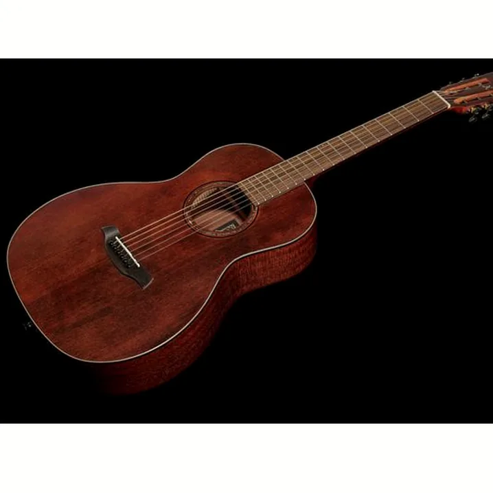 Chitarra acustica Baton Rouge X11LS/P-SCR Parlor / Recensione, Confronto, Test