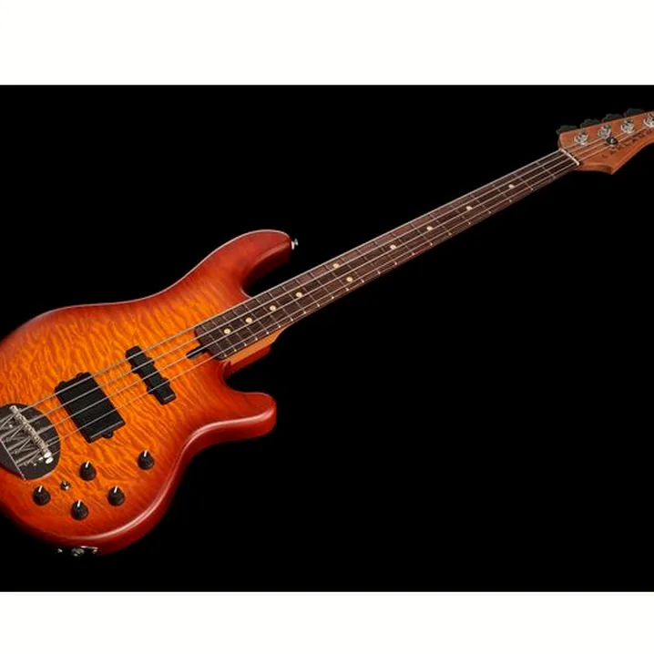 Basso elettrico Lakland Skyline 44-02 Deluxe 4 CHB, Test, Confronto e Recensioni