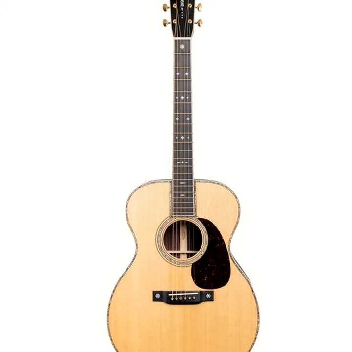 Chitarra acustica Martin Guitars 000-42 Modern Deluxe: Recensione, Test e Confronto