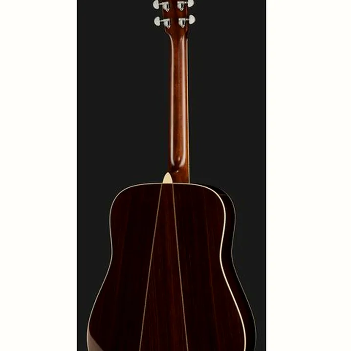 Chitarra acustica Martin Guitars D-35 Ambertone, Test, Confronto e Recensioni
