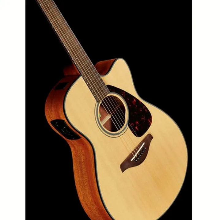 Chitarra acustica Yamaha FSX800C NT Test, Confronto e Recensioni