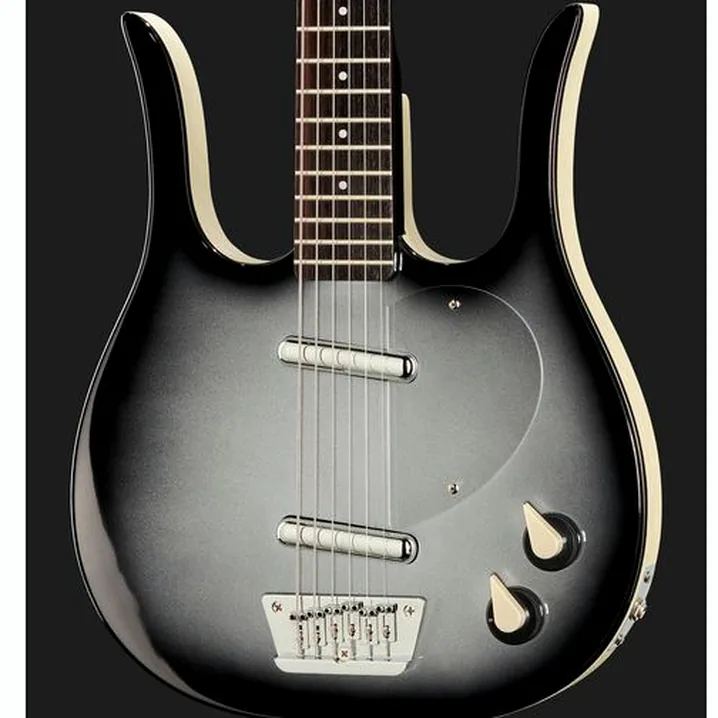 Chitarra Danelectro 58 Longhorn Baritone BB – Recensione, Test, Confronto