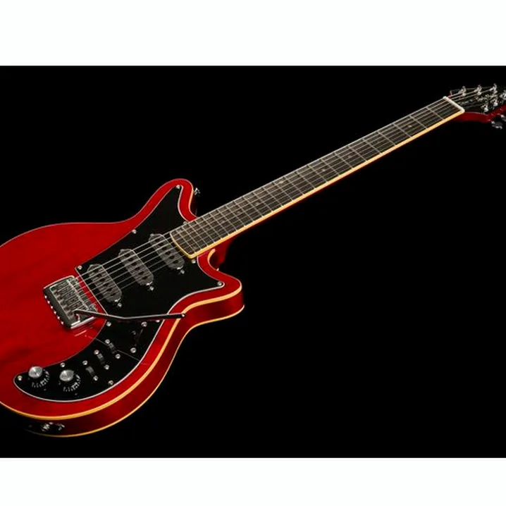 Chitarra elettrica Harley Benton BM-75 Trans Red Deluxe w/Case, Recensione, Test, Confronto