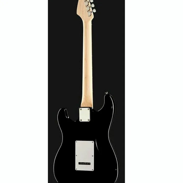 Chitarra elettrica Harley Benton ST-20 BK Standard Series, Recensione, Test, Confronto