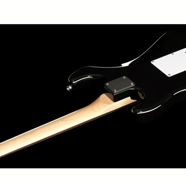 Chitarra elettrica Harley Benton ST-20 BK Standard Series, Recensione, Test, Confronto