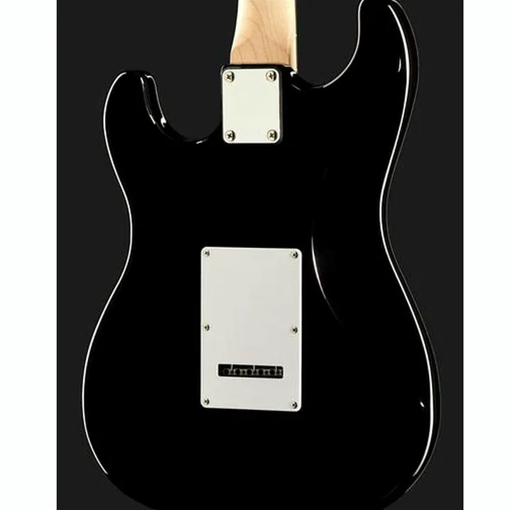 Chitarra elettrica Harley Benton ST-20 BK Standard Series, Recensione, Test, Confronto