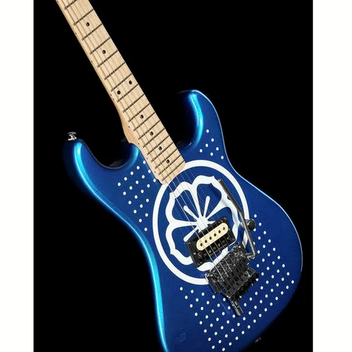 Chitarra elettrica Kramer Guitars White Lotus Baretta Candy Blue, Recensione, Test, Confronto