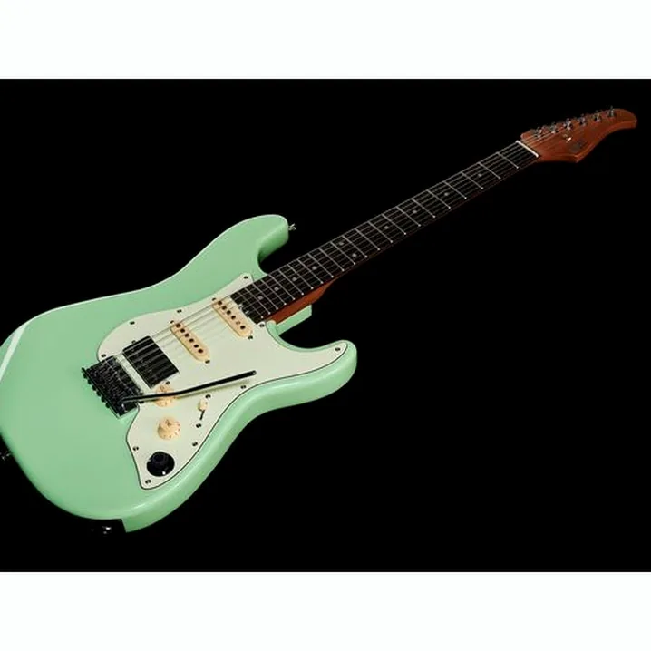 Chitarra elettrica Mooer GTRS Guitars Standard 800 SG, Recensione, Test, Confronto