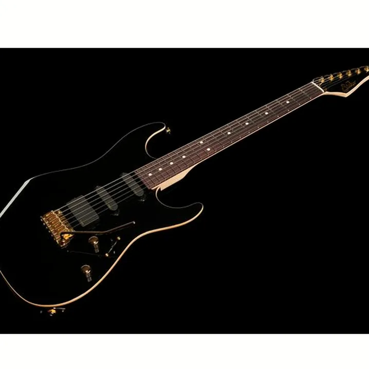 Chitarra elettrica Suhr Standard Legacy BK, Recensione, Test, Confronto