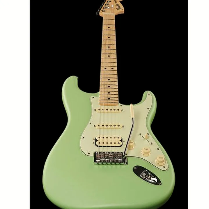 Chitarra Fender AM Perf Strat HSS MN SFG  Recensione e Test