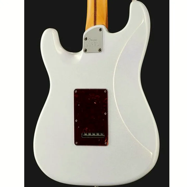 Chitarra Fender AM Ultra Strat MN HSS A. Pearl – Recensione, Test, Confronto