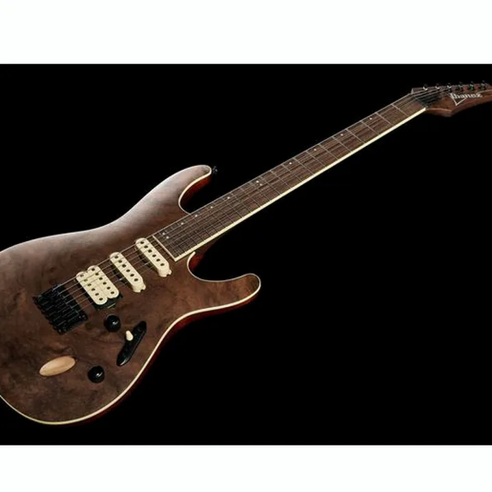 Chitarra Ibanez SEW761CW-NTF – Test, Confronto e Recensioni
