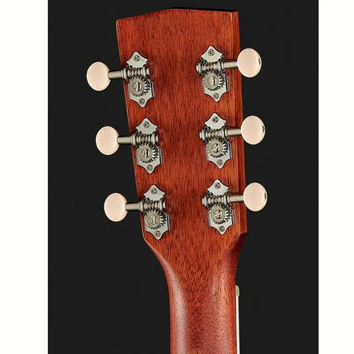 La chitarra acustica Cort CJ Retro VSM / Confronto, Test e Recensioni