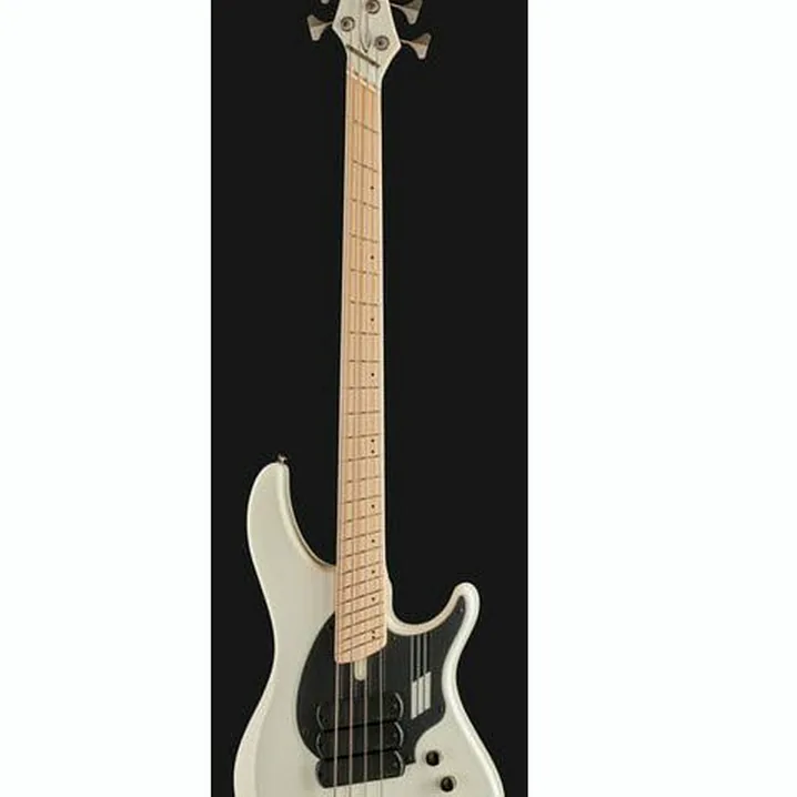 Il basso elettrico Dingwall NG3 Nolly Sig.4 Duc Pearl WH / Prova, Confronto, Recensione