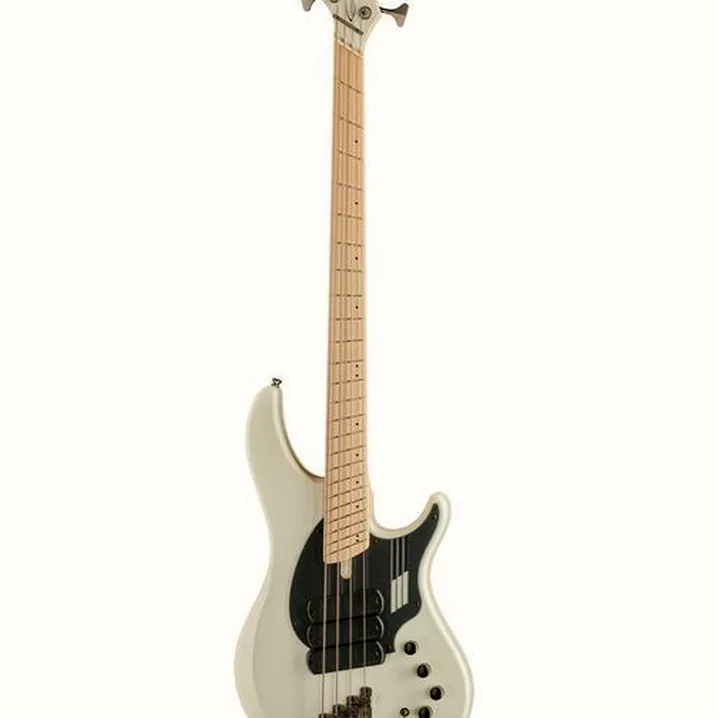 Il basso elettrico Dingwall NG3 Nolly Sig.4 Duc Pearl WH / Prova, Confronto, Recensione