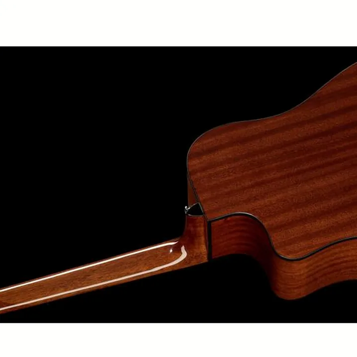 La chitarra acustica Fender CD-60SCE-12 Nat WN / Confronto, Test e Recensioni