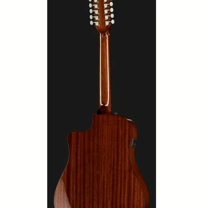 La chitarra acustica Fender CD-60SCE-12 Nat WN / Confronto, Test e Recensioni