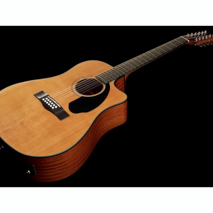 La chitarra acustica Fender CD-60SCE-12 Nat WN / Confronto, Test e Recensioni