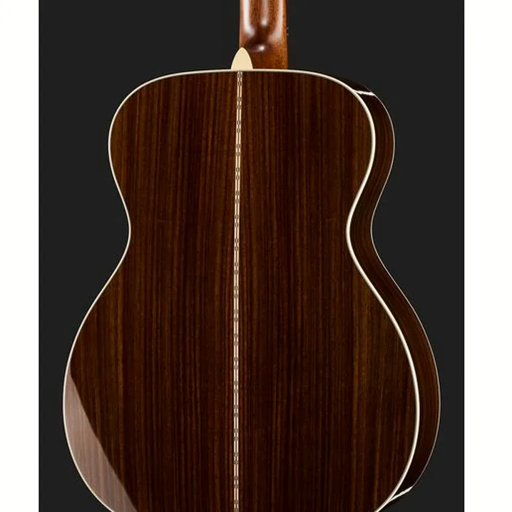La chitarra acustica Martin Guitars OM-28 / Confronto, Test e Recensioni