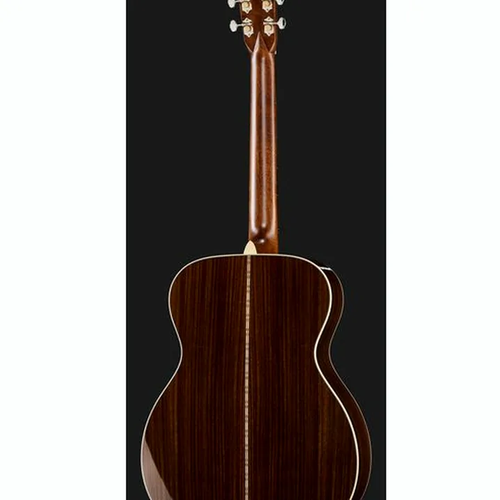 La chitarra acustica Martin Guitars OM-28 / Confronto, Test e Recensioni
