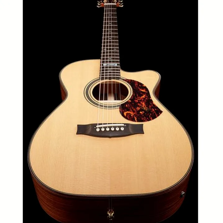 La chitarra acustica Maton EM100C 808 Messiah: Recensione, Opinioni, Confronto