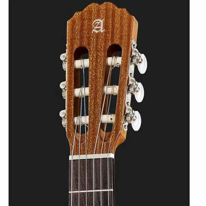 La chitarra Alhambra 1C HT EZ incl. Gigbag: Confronto, Test e Recensione