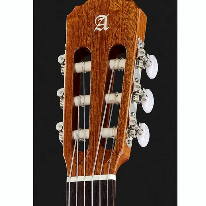 La chitarra classica Alhambra 1C HT 1/2 incl. Gigbag / Prova, Confronto, Recensione
