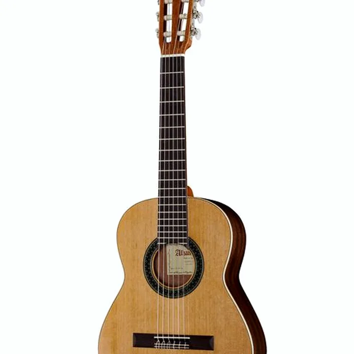 La chitarra classica Alhambra 1C HT 1/2 incl. Gigbag / Prova, Confronto, Recensione