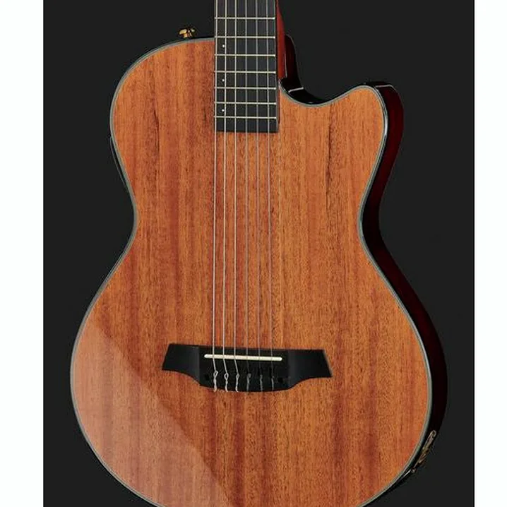 La chitarra classica Angel Lopez EC3000 Maho N: Recensione, Opinioni, Confronto