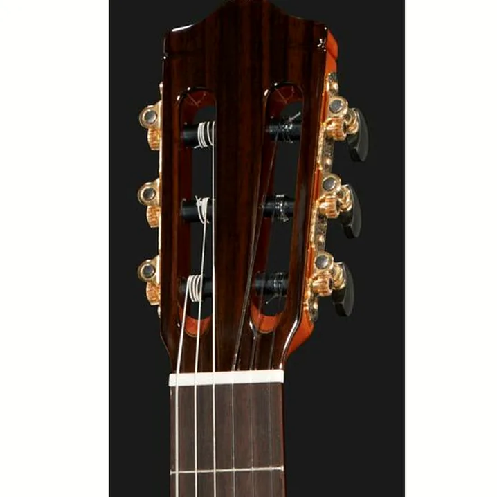 La chitarra classica Cordoba C7-CE Iberia – Recensione, Confronto, Test
