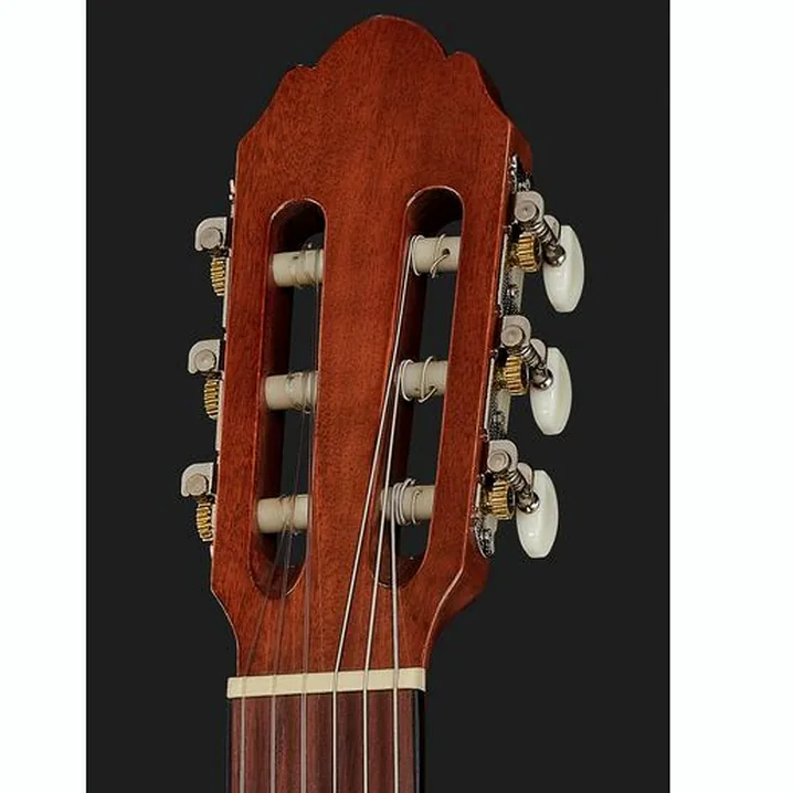 La chitarra classica Gewa Student Natural 4/4 LH: Recensione, Opinioni, Confronto