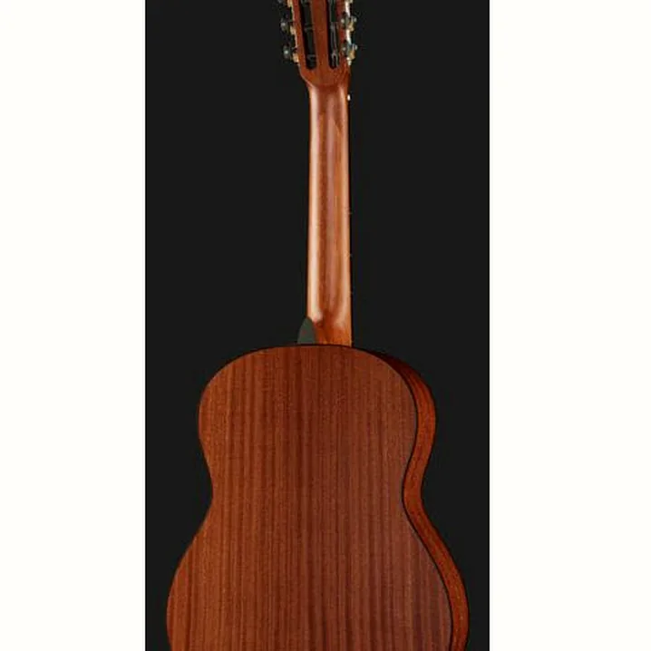 La chitarra classica La Mancha Romero Granito 32-N / Prova, Confronto, Recensione