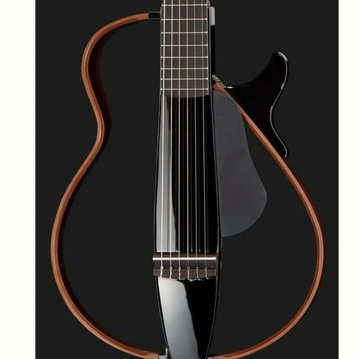 La chitarra classica Yamaha SLG200N TBK: Recensione, Opinioni, Confronto