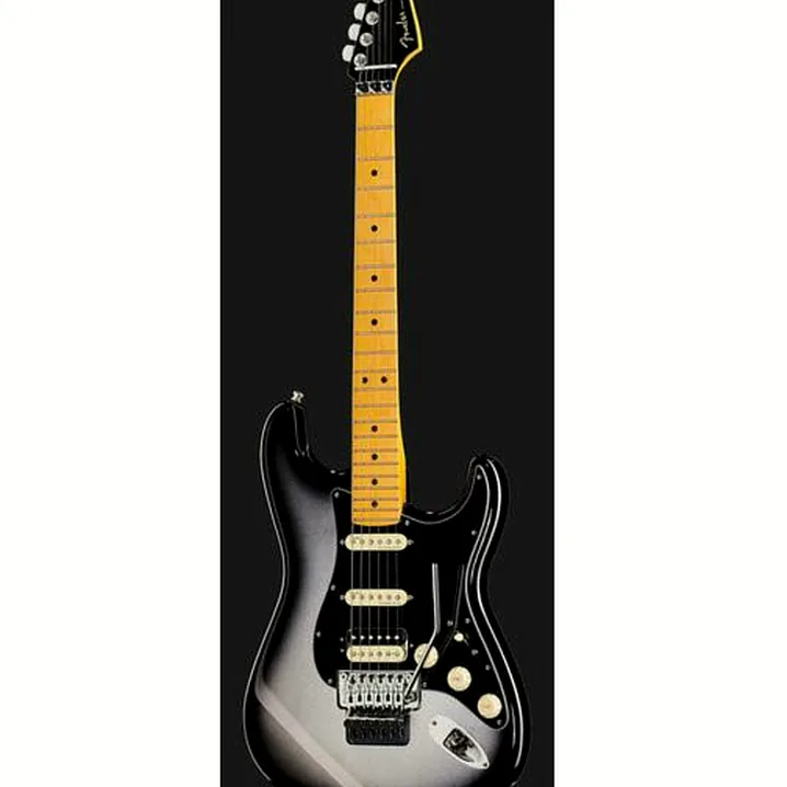 La chitarra elettrica Fender AM Ultra Luxe Strat HSS FR SB Recensione, Test & Confronto