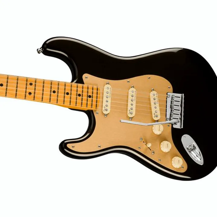 La chitarra elettrica Fender AM Ultra Strat MN TXT LH, Recensione e Test
