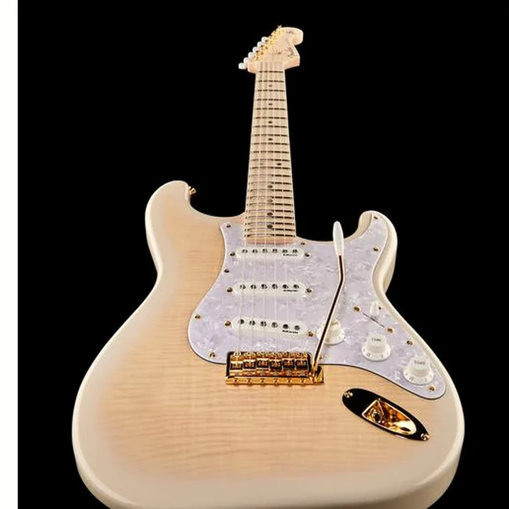 La chitarra elettrica Fender Richie Kotzen Stratocaster WB Recensione, Test & Confronto