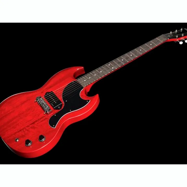 La chitarra elettrica Harley Benton DC-60 Junior Faded Cherry Recensione, Test & Confronto