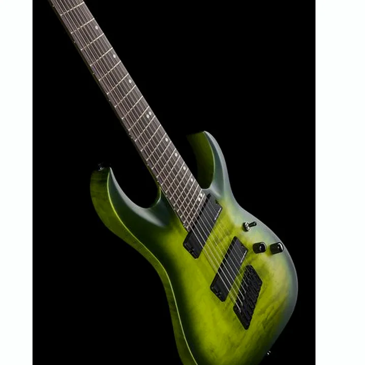 La chitarra elettrica Harley Benton MultiScale-8 QEB Set Recensione, Test & Confronto
