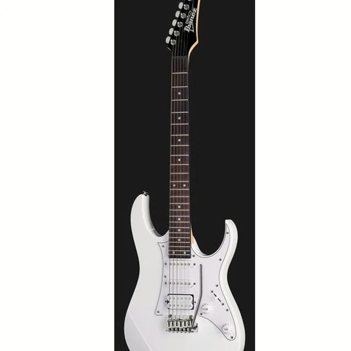 La chitarra elettrica Ibanez GRG140-WH: Confronto, Recensioni, Test