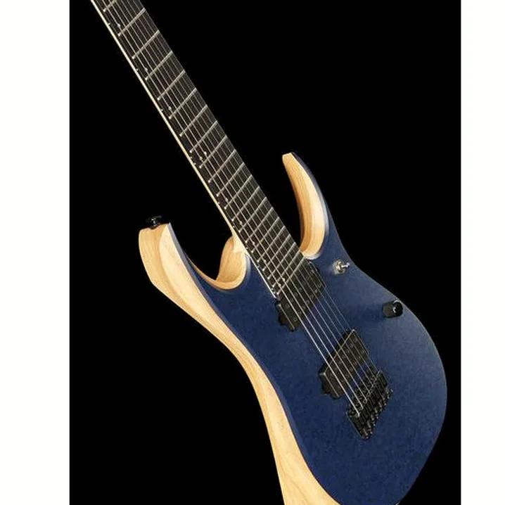 La chitarra elettrica Ibanez RGDR4427FX-NTF Recensione, Test & Confronto