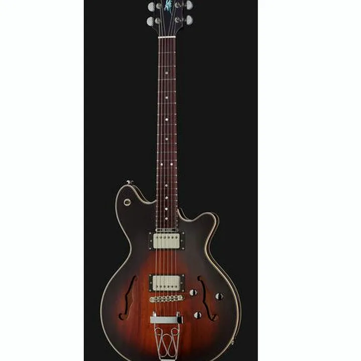 La chitarra elettrica Maton BB1200JH Josh Homme Recensione, Test & Confronto