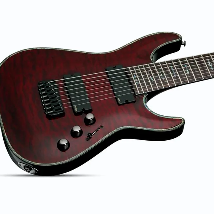 La chitarra elettrica Schecter Hellraiser C-8 Black Cherry Recensione, Test & Confronto