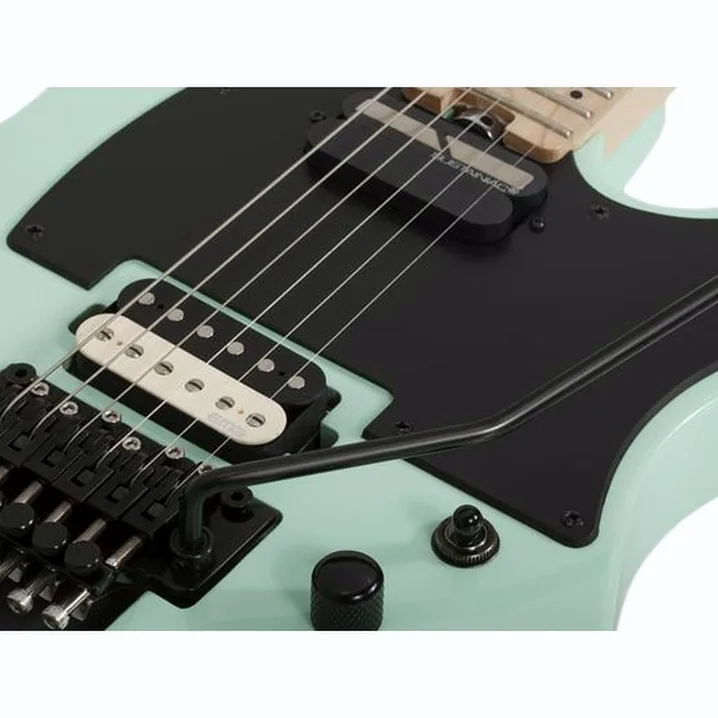 La chitarra elettrica Schecter SVSS PT FR S SFG Recensione, Test & Confronto
