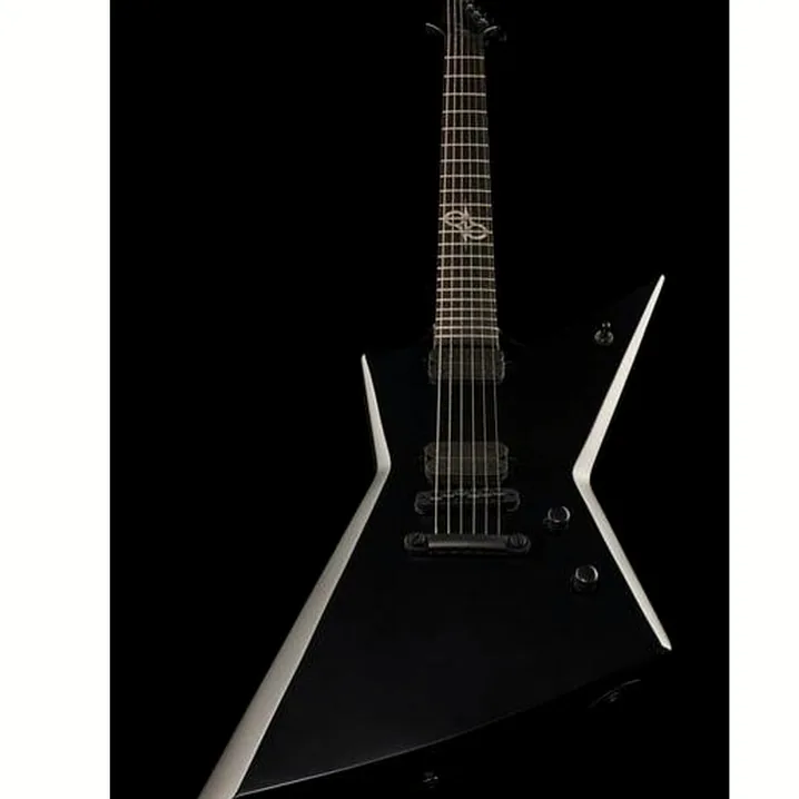 La chitarra elettrica Solar Guitars E2.6C Recensione, Test & Confronto