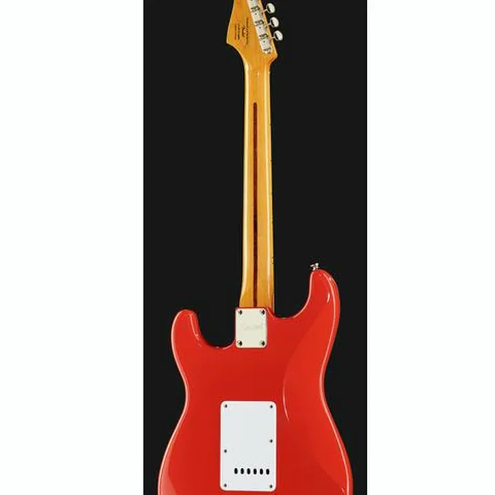 La chitarra elettrica Squier CV 50s Strat MN FR: Recensione, Test & Confronto