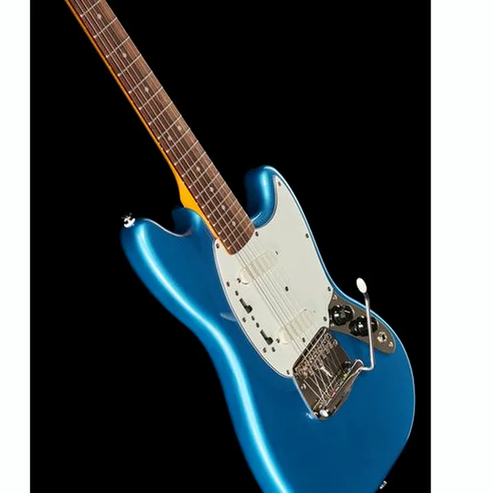 La chitarra elettrica Squier CV 60s Mustang LPB, Recensione e Test