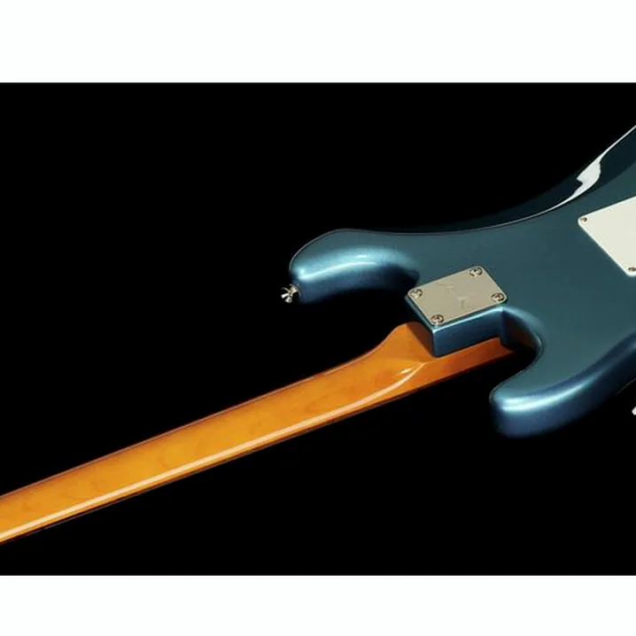 La chitarra elettrica Squier CV 60s Strat LPB, Recensione e Test