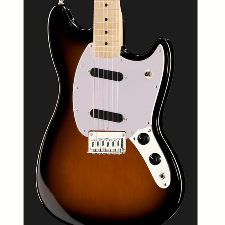 La chitarra elettrica Squier Sonic Mustang MN 2TSB: Confronto, Recensioni, Test