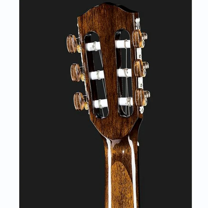 La chitarra Fender CN-60S Natural WN, Recensione, Confronto, Test