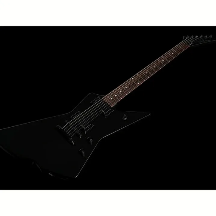 La chitarra Harley Benton EX-84 Modern BK Confronto, Recensioni e Test